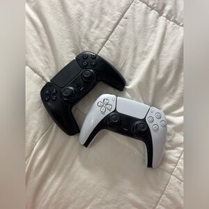 PS5 DualSense Controllers – Black & White – Excellent Condition